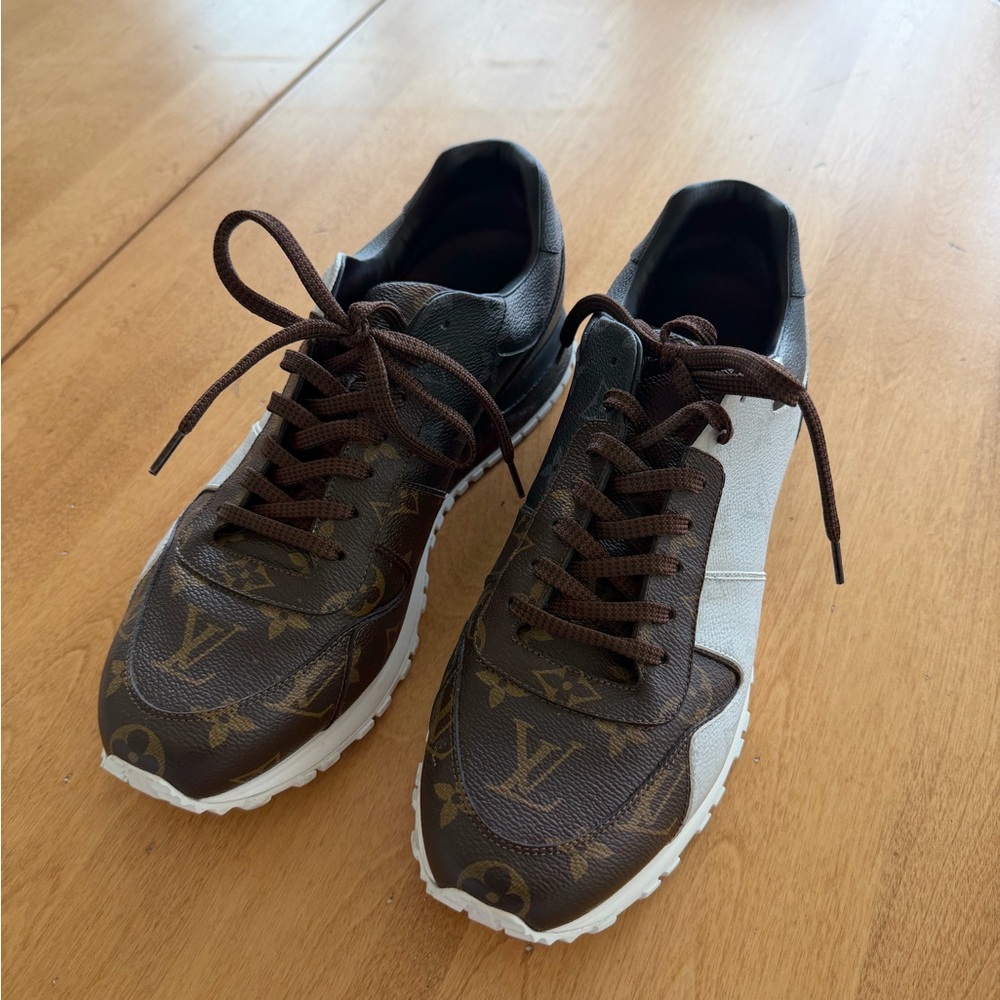 Louis Vuitton Brown Monogram Low-Top Sneakers with Beige Panels